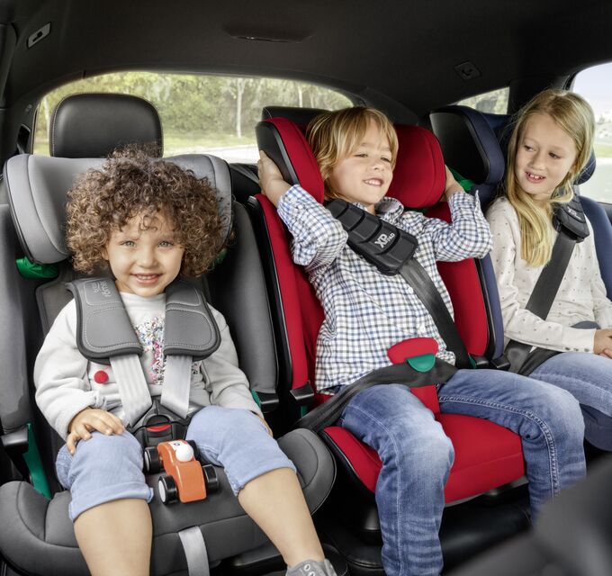 How to install 3 child seats across the back seat?